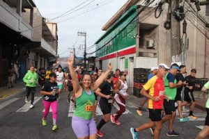 Prova Rústica dos Morros reúne aproximadamente 300 atletas em Santos