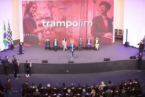 Governo de SP lança programa para impulsionar geração de empregos