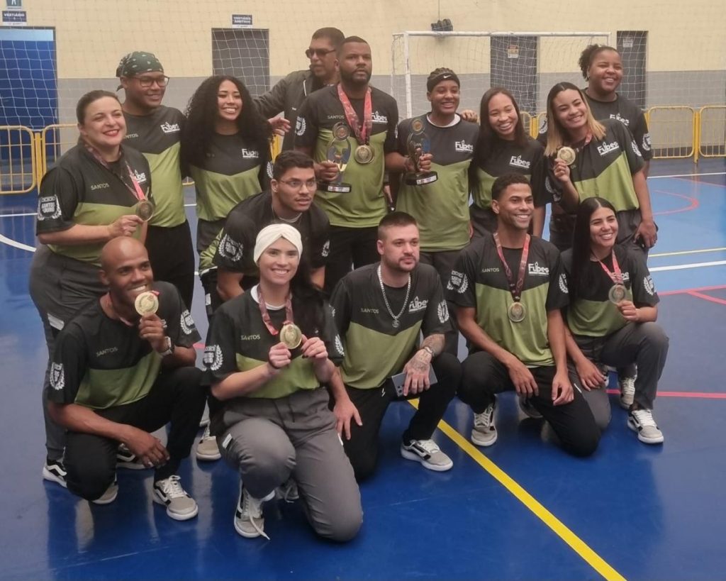 Em ano especial, capoeira de Santos dá show com domínio total e título dos Jogos Regionais