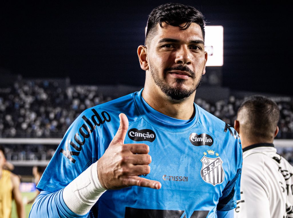 Goleiro João Paulo é emprestado pelo Santos ao Bahia até dezembro deste ano