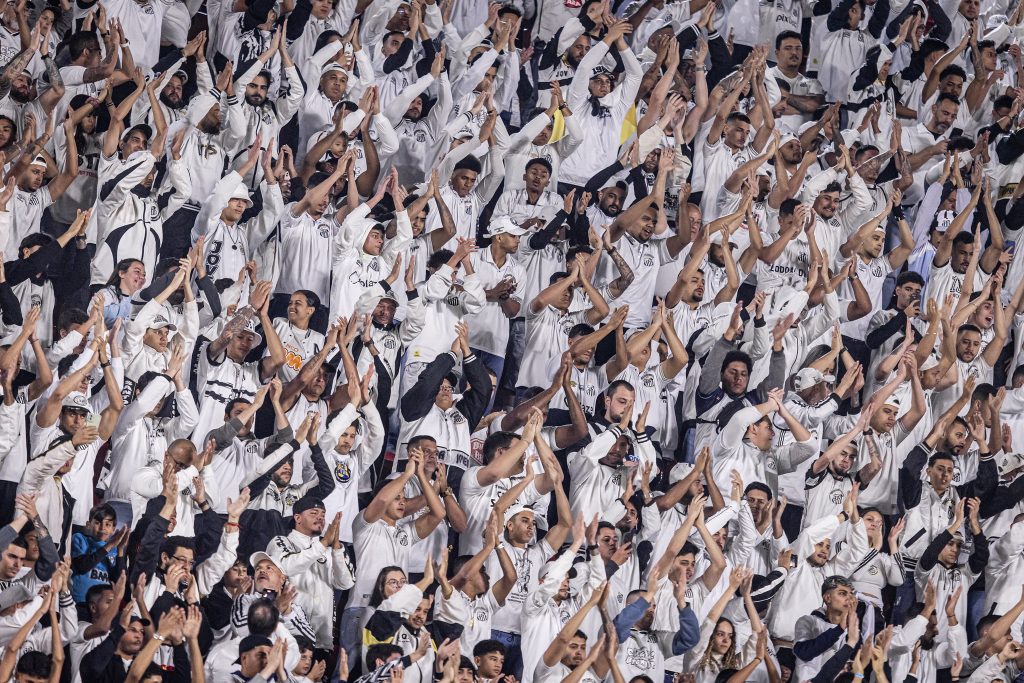 Duas torcidas organizadas do Santos estão proibidas de entrar nos estádios