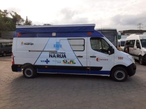 Guarujá entrega novo veículo para o Consultório na Rua