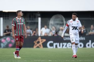 Vojvoda estreia no Santos em empate sem gols diante do Fluminense na Vila Belmiro