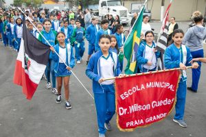 Praia Grande abre desfile cívico-militar na Baixada