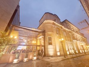 Restauro e modernização celebram centenário do Palácio do Comércio