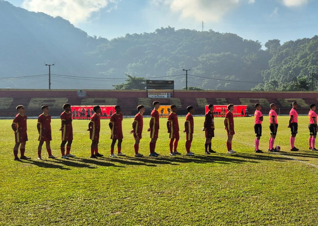 Equipes Sub-15 e Sub-17 do Jabaquara estreiam na Paulista Cup em Diadema