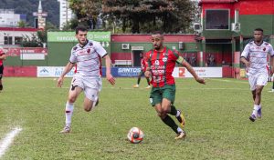 Portuguesa Santista perde para o Oeste em Ulrico Mursa e está eliminada da Copa Paulista