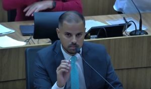 Vereador suspeita de fantasmas no cemitério da Areia Branca