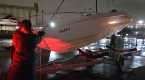 Marinha mantém buscas por tripulantes da “Jany”