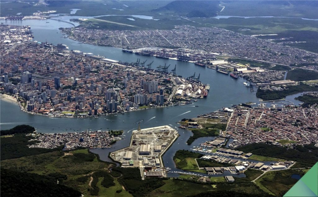 Expansão da poligonal do porto se dará por etapas