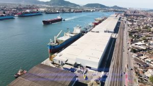 Portocel completa 1 ano de operações em Santos