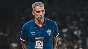 Santos acerta com Juan Pablo Vojvoda e restam poucos detalhes para ser anunciado