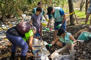 Mutirão em Cubatão recolhe mais de 4 toneladas de resíduos