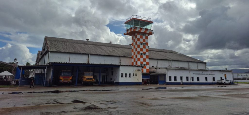 Petrobras avalia utilizar Aeroporto de Guarujá para transporte de funcionários