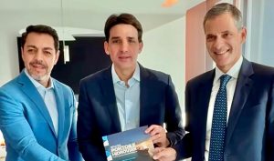 Na França, CEO da CMA CGM diz que quer expandir as operações no Brasil