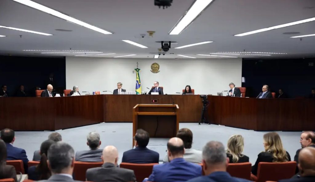 STF forma maioria pela condenação de Bolsonaro e aliados