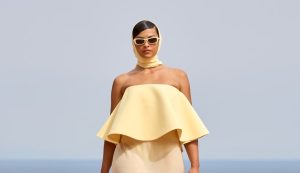 Butter yellow