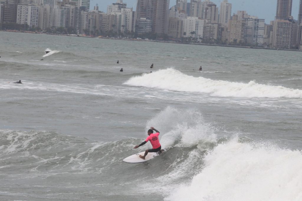 Circuito Santos de Surf tem campeões definidos