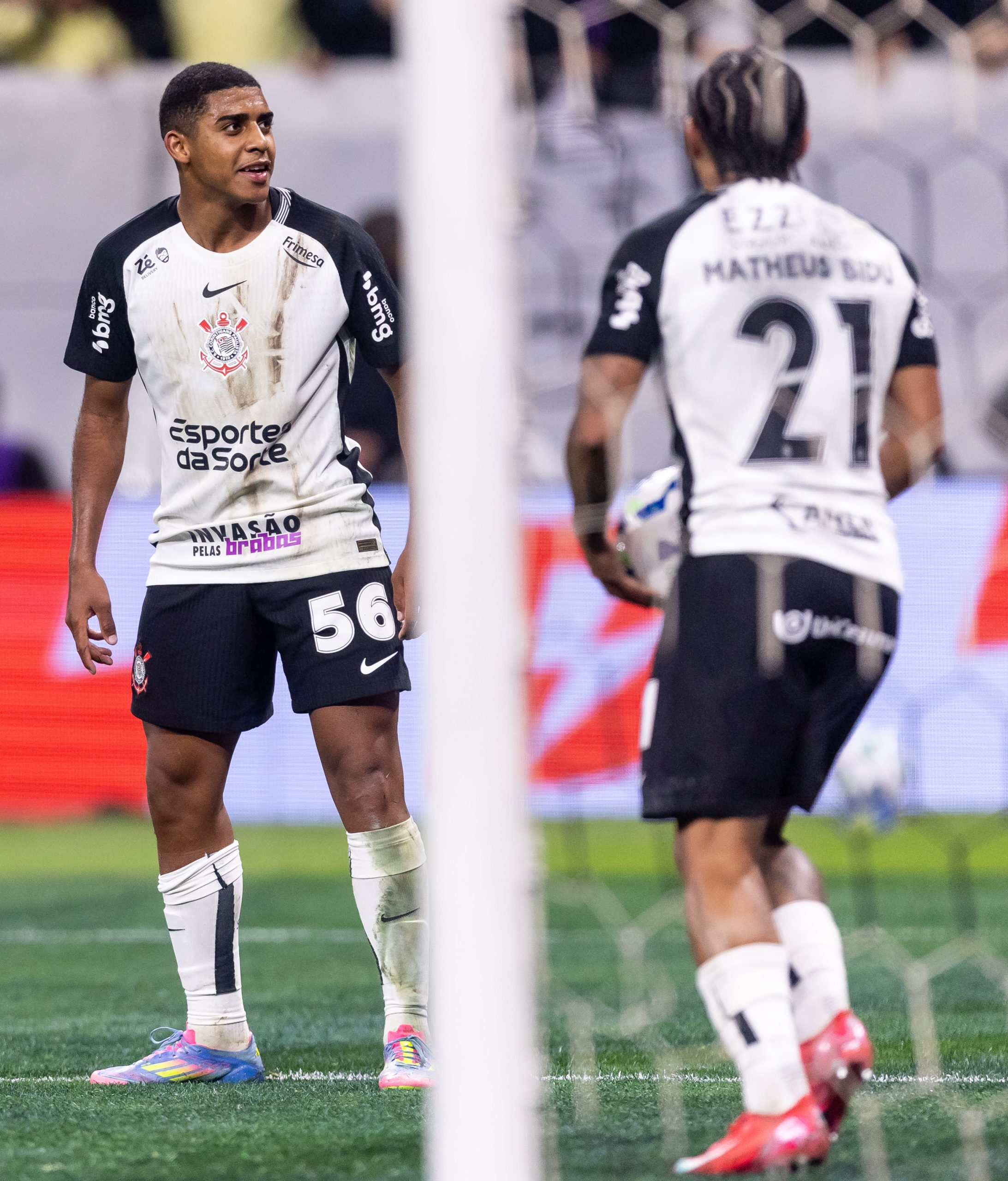 Gui Negão brilha, Corinthians elimina o Athletico-PR e avança às semifinais da Copa do Brasil | Jornal da Orla