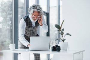 Ageísmo: estamos vivendo mais. E o trabalho, como fica?