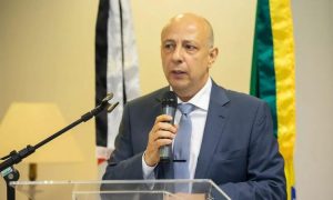 Polícia prende suspeito de fazer parte da execução de ex-delegado