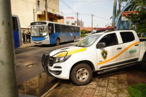 Fiscalização recolhe 8 ônibus de Mongaguá por irregularidades