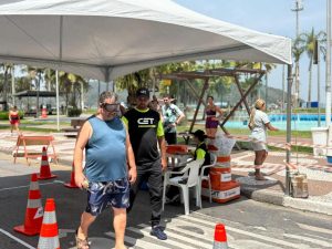 ‘Vem pra Orla’ promove educação no trânsito em Santos