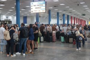 Temporada de cruzeiros começa em clima de festa