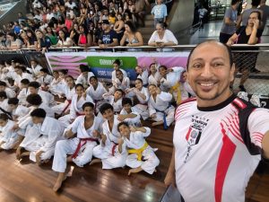 Caratecas de Praia Grande conquistam 17 medalhas em festival regional