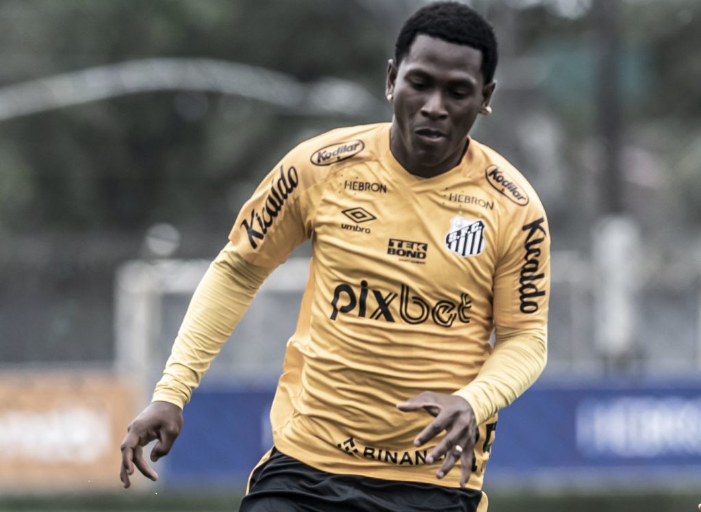 Ex-jogador do Santos é vítima de atentado no Equador após sofrer ameaças