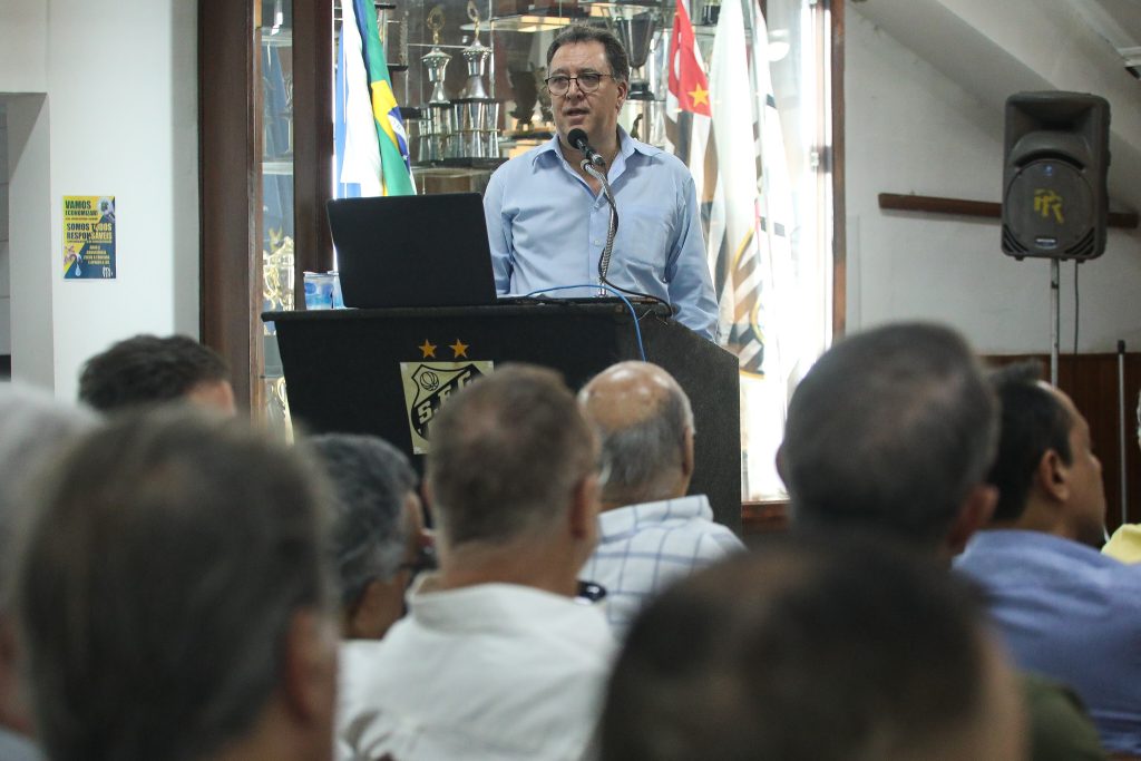 Conselheiros do Santos se reúnem para discutir propostas de mudanças no estatuto do clube