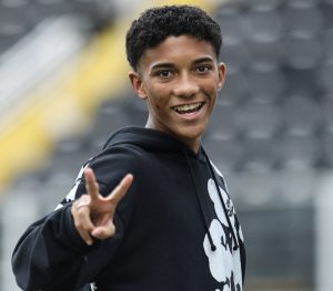 Inter de Milão quer contratar Robinho Jr. e vai enviar representante para o clássico contra o Corinthians