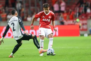 Corinthians cede empate no final do jogo contra o Inter pelo Campeonato Brasileiro