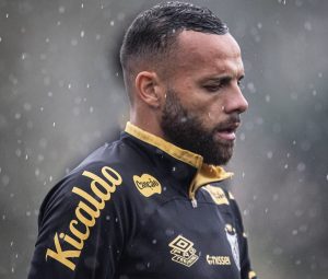 Vojvoda defende atacante Guilherme da insatisfação dos torcedores do Santos