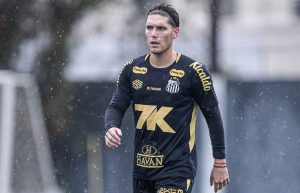 Rollheiser fala sobre sua expectativa para enfrentar o Corinthians: “Acredito que estamos prontos”