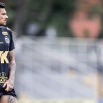 Tiquinho Soares rescinde contrato e encerra passagem pelo Santos