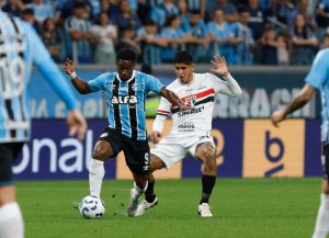São Paulo sucumbe sem repertório em campo e perde para o Grêmio pelo Brasileirão