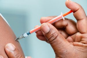 Multivacinação em Bertioga vai até 31 de outubro