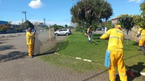 Guarujá reforça serviços de zeladoria em vários bairros