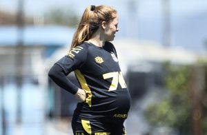 Ketlen realiza seu último treino antes do nascimento do filho