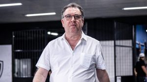 Presidente Marcelo Teixeira descarta retorno de Gabigol ao Santos em 2026