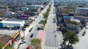 Guarujá estuda implantação da Faixa Azul para aumentar segurança de motociclistas