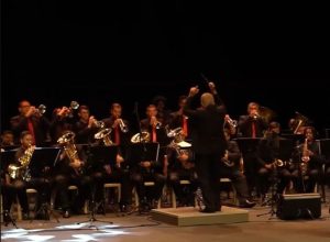 Os 35 anos da Banda Marcial de Cubatão se tornaram livro