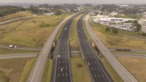 Estado anuncia pacote de R$ 2 bi para obras em rodovias e mobilidade