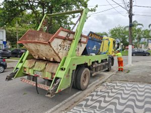 Bertioga reforça fiscalização sobre caçambas