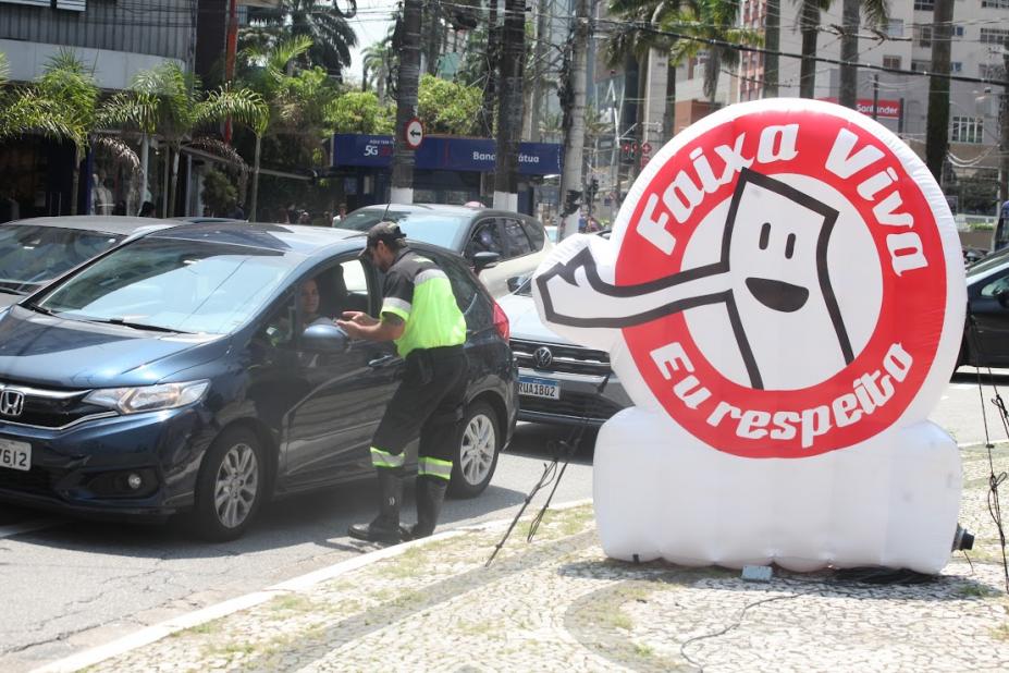 Campanha Faixa Viva promove ações de conscientização no trânsito de Santos
