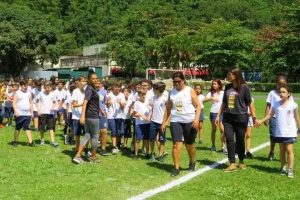 Campeão na Escola leva três atletas premiadas para conversar com alunos da Zona Noroeste