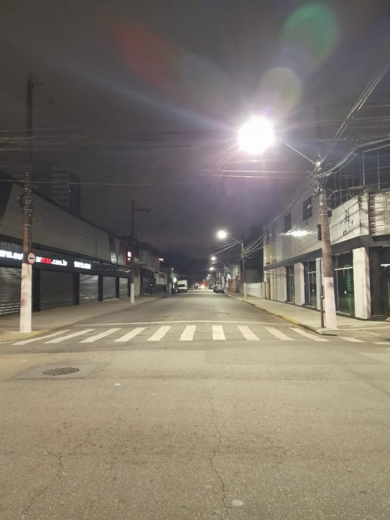 Santos instala 485 novos pontos de LED em sete bairros