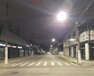 Santos instala 485 novos pontos de LED em sete bairros