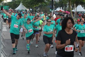 Evento beneficente reúne quatro mil pessoas em Santos